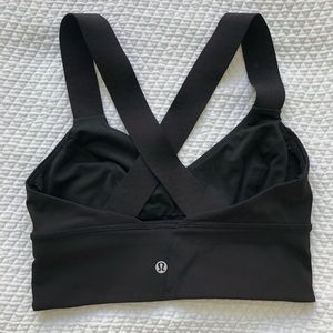Lululemon sports bra